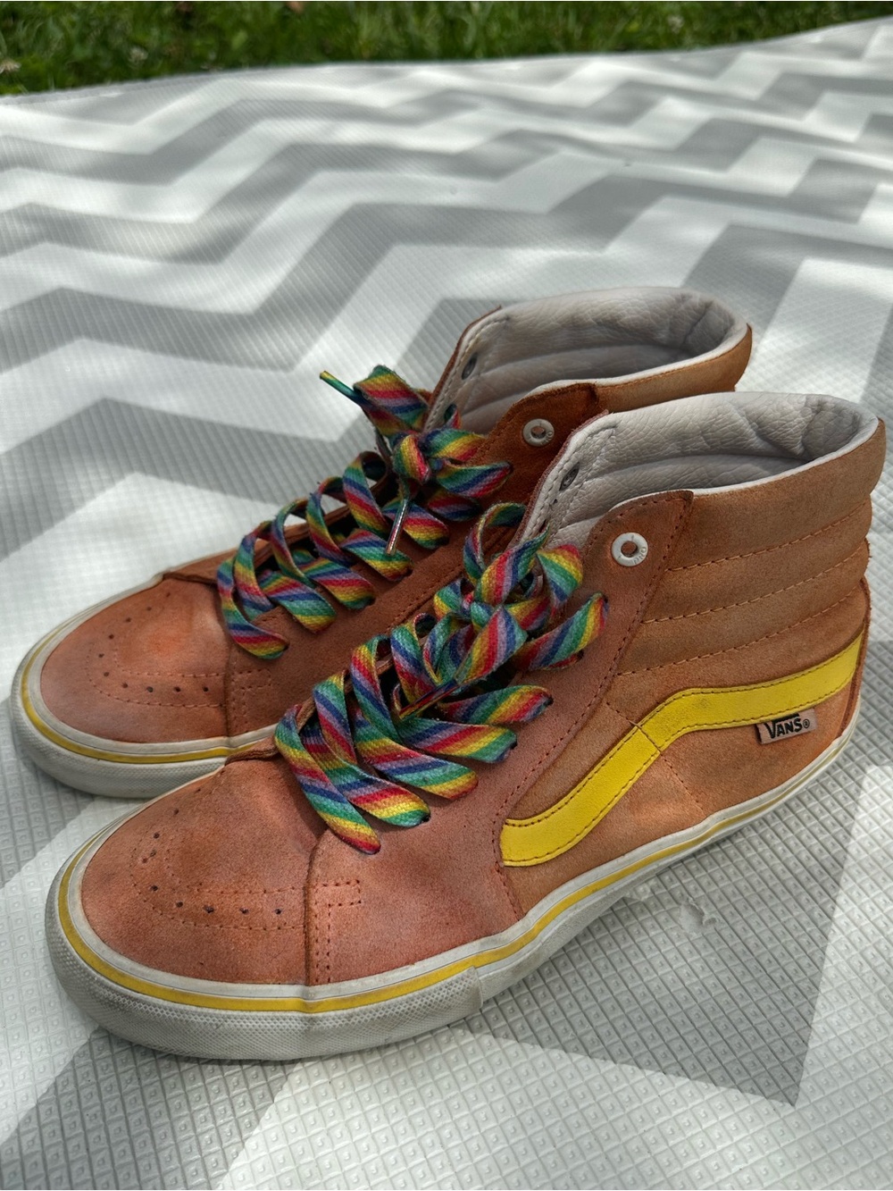 Vans Suede High-Top in Orange with Yellow Stripe